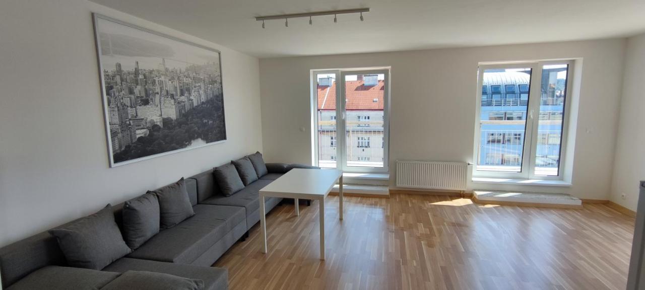 Penthouse # 81 With Panoramic City View In Elite Rezidence With Free Parking Πράγα Εξωτερικό φωτογραφία